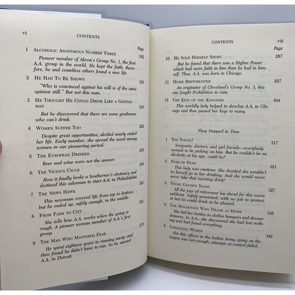 Alcoholics Anonymous 3rd Edition Hardcover Book Dust Jacket AA - Picture 8 of 16